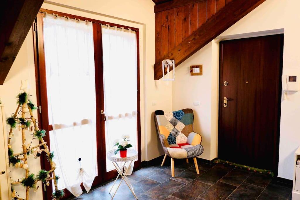 Attico Nel Cuore Delle Langhe - Free Parking Wi-Fi E Ac Alba  Exterior photo